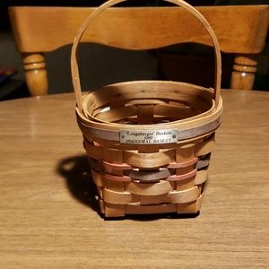 1989 Longaberger inaugural Basket